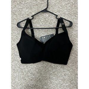 Torrid Active Black Medium Support Sports Bra Size 38G